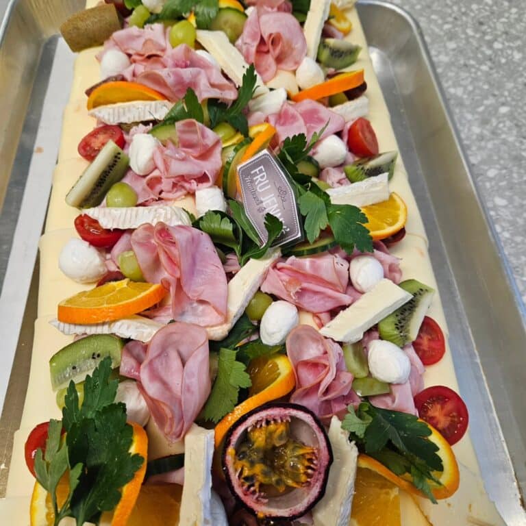 Fru jenny smargastarta 768x768