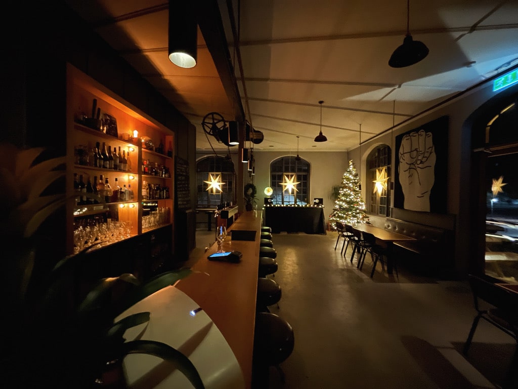 9DE5FF63 532A 4018 BD6B 165AEBBF8AF8 1 105 c